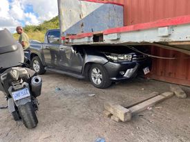 Se produce accidente por derramamiento de aceite