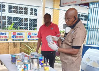 El experto en pintura para automóviles de Jamaica EdgeChem dará un taller gratuito este sábado, en Premier Supplies en Cole Bay
