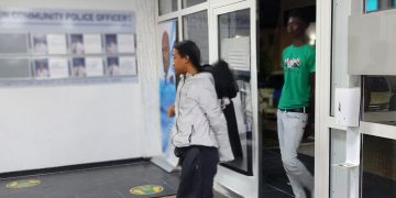 Tres sospechosos arrestados en relación a una violenta agresión en Sint Peters