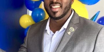 El Ministro Lewis reconoce el Día Internacional del Hombre