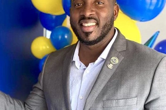 El Ministro Lewis reconoce el Día Internacional del Hombre