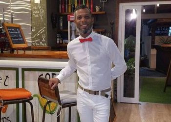 Fallece joven al perder el control de su motor