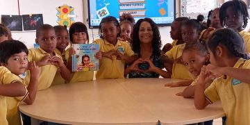 Loekie Morales participó en la semana del libro infantil en Bonaire