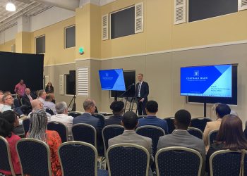 Contribución a un sector financiero a prueba de futuro, Inicio del proyecto de Revisión Estratégica del Sector Financiero