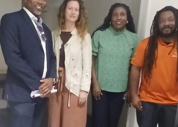 El programa piloto de la mesa de ayuda legal cobra impulso