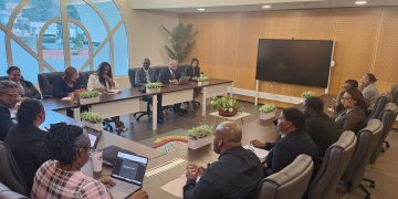 El Consejo de Ministros celebra una reunión de presentación para los sindicatos