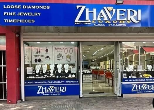 Roban joyería en Front Street