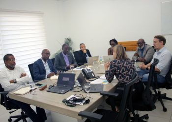 El Ministro Brug se reúne con la NRPB para discutir la construcción de un nuevo centro de salud mental