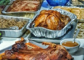 Preparación segura de comidas para las fiestas de Navidad de 2024