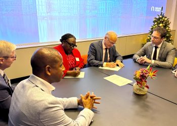 Se firma un acuerdo para el programa de apoyo a los funcionarios políticos de la BES