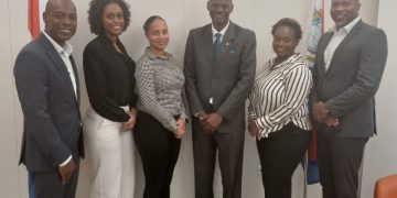 El Ministro Brug se reúne con la Cámara de Integridad