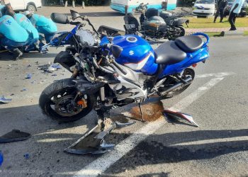 Accidente de tráfico en W.J.A. Nisbeth Road