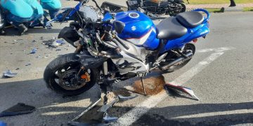 Accidente de tráfico en W.J.A. Nisbeth Road