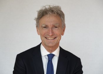 Nombramiento del presidente interino del consejo de supersión MHC