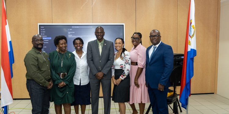 Encendiendo la esperanza: La Universidad Bíblica Grace Hill organiza una clase magistral sobre prevención del suicidio en asociación con el Ministerio VSA y Victorious Living