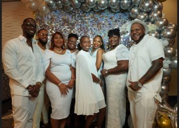 El Aeropuerto Internacional Princess Juliana organizó la gala anual de año nuevo para celebrar a los empleados sus logros