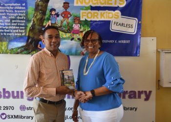 Éxito abrumador: evento especial con la aclamada autora Rosemary E. Herbert inspira a lectores jóvenes