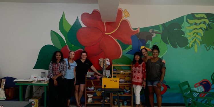 Island Gems dona moldes al proyecto Perpetual Plastics