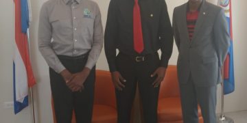 La Fundación para la Concientización sobre la Salud Mental Masculina se reúne con el Ministro de VSA y acuerdan iniciativas conjuntas de salud mental