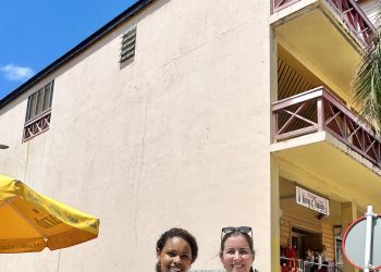 Se solicita la participación del público en la realización de un gran mural en Philipsburg