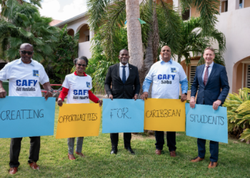 Se lanza el Año Académico de Preparación para el Caribe para estudiantes de Sint Maarten, Saba y Sint Eustatius