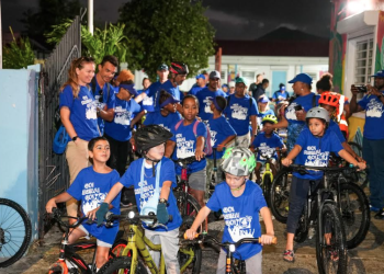 Sr. Regina Primary School organiza una carrera-caminata y un maratón de bicicletas con éxito