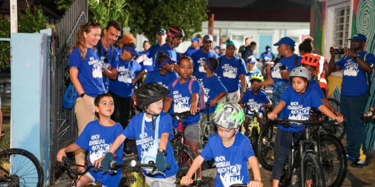 Sr. Regina Primary School organiza una carrera-caminata y un maratón de bicicletas con éxito