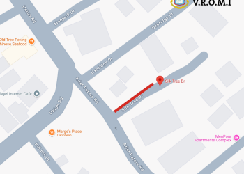 Anuncio de cierre de la mitad de la vía en Silk Tree Drive, Cole Bay para el proyecto de pavimentación dura de hormigón de la vía secundaria