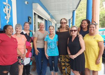 Cuatro grupos de cuidado animal reciben apoyo de Island Gems