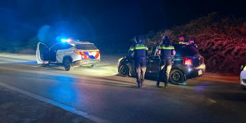 Agentes del (KPCN) realizan una campaña de concienciación sobre la conducción bajo los efectos del alcohol