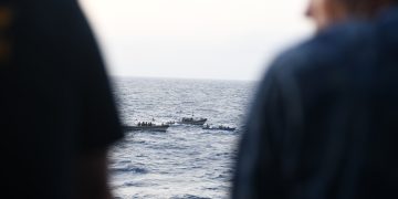 El HNLMS Groningen intercepta más de 500 kg de cocaína