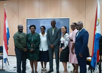 El Departamento de Comunicaciones de St. Maarten, en colaboración con Victorious Living, GHBU y el Ministerio de Salud Pública, lanza una serie de videos pionera sobre la prevención del suicidio