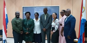 El Departamento de Comunicaciones de St. Maarten, en colaboración con Victorious Living, GHBU y el Ministerio de Salud Pública, lanza una serie de videos pionera sobre la prevención del suicidio