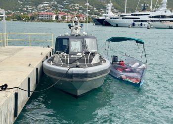 Multan capitán y apresan a un indocumentado