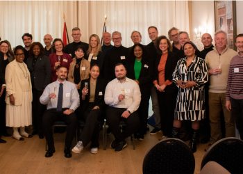 La Ministra Plenipotenciaria Arrindell asiste a la inauguración del Programa de Pasantías de Aviación Cari-Aire