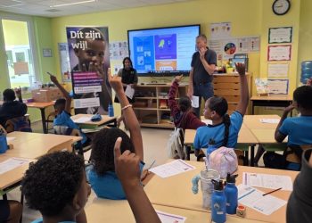 CBS visita escuelas: para contarles a los niños sobre el valor de los datos