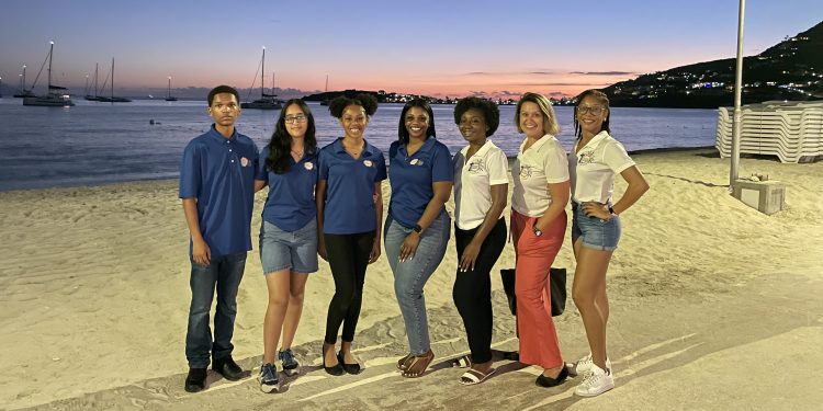 SXM DOET da la bienvenida a los primeros jóvenes pasantes de 2025
