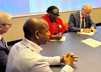 Se Lanza un Nuevo Programa de Apoyo Al Liderazgo para Las Islas Bes