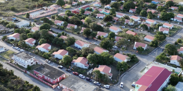 Hito histórico: el gobierno de Statia aprueba la venta de viviendas sociales a inquilinos