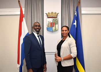 La Ministra Grisha Heyliger-Marten felicita a MFK por su contundente victoria electoral
