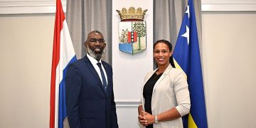 La Ministra Grisha Heyliger-Marten felicita a MFK por su contundente victoria electoral