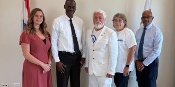 El Ministro de Salud Pública se reúne con la Fundación para la Diabetes de Sint Maarten