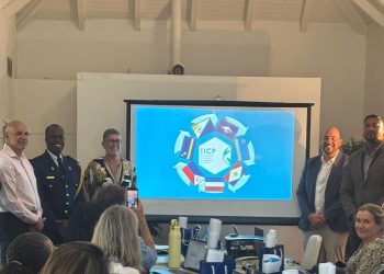 Frente Nacional Contra la Delincuencia Transnacional: Fuerzas del Orden Unen Fuerzas en la Sala de Guerra