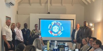 Frente Nacional Contra la Delincuencia Transnacional: Fuerzas del Orden Unen Fuerzas en la Sala de Guerra