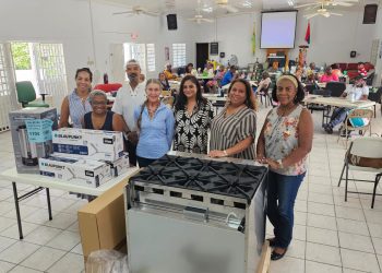 Island Gems apoya a las personas mayores con estufas y ventiladores de techo