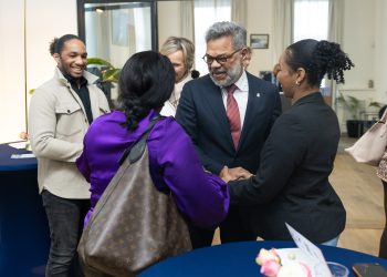 El evento de bienvenida del Gabinete de la Ministra Plenipotenciaria fue aclamado como un éxito