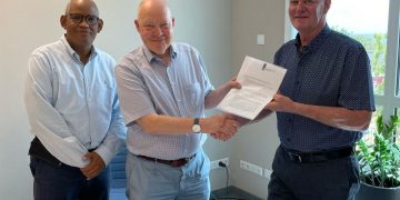 Care and Youth Caribbean Netherlands firma contrato con Medicair para vuelos médicos de emergencia