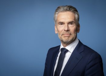 El Primer Ministro Schoof visita la región caribeña del Reino