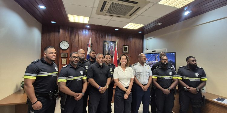 El KPSM da la bienvenida a oficiales de refuerzo de Aruba y Curaçao