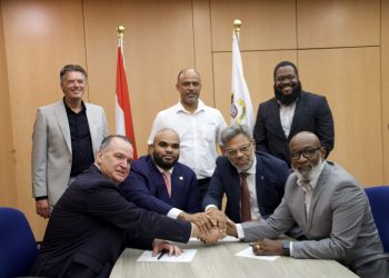 NRPB y GEBE firman un acuerdo de US$5,1 millones para fortalecer la infraestructura de servicios públicos en cuatro distritos